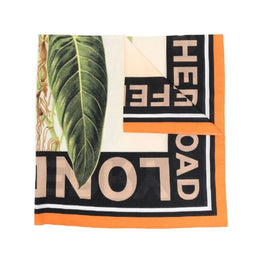 100% 면소재의 90 x 90 사이즈의 여성 스카프